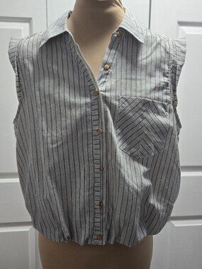 NWT Democracy Striped Cap Sleeve Bubble Hem Button Down Shirt Medium